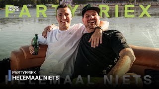 Carnavalsclip: PartyfrieX - Helemaal Niets